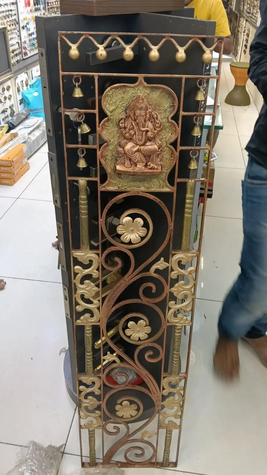 antique colour ss grill old fashion door grill designer grill for safety door