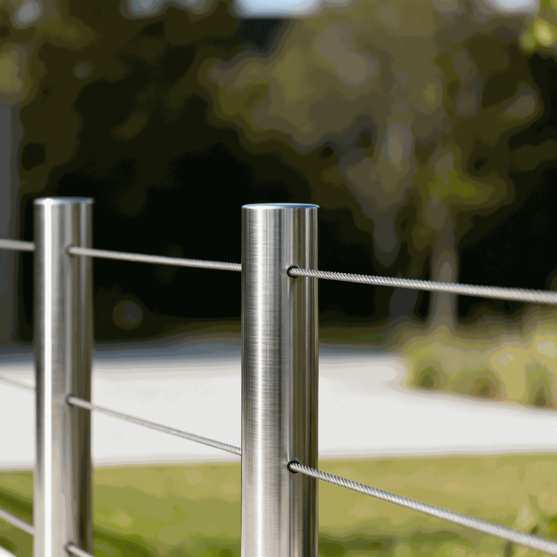 Horizontal cable steel railing