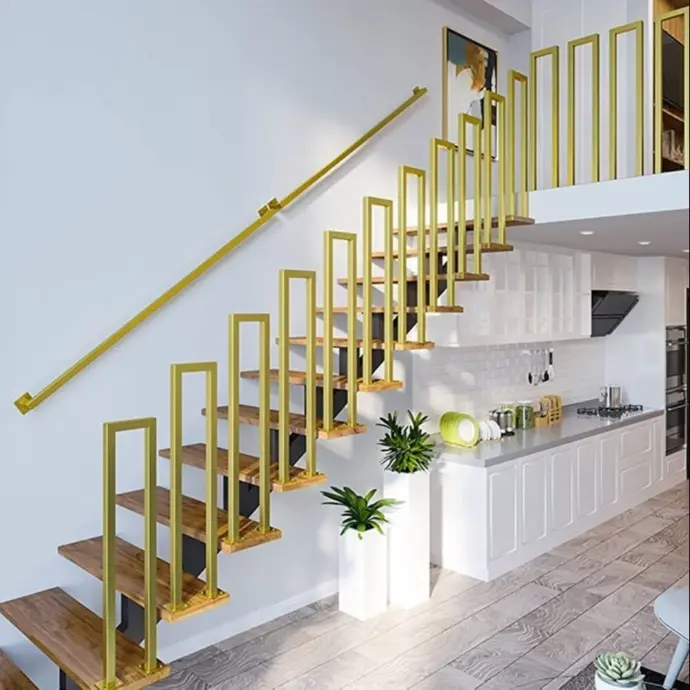 Premium stainless steel PVD railing combined with glass panels for a luxurious and contemporary staircase look.